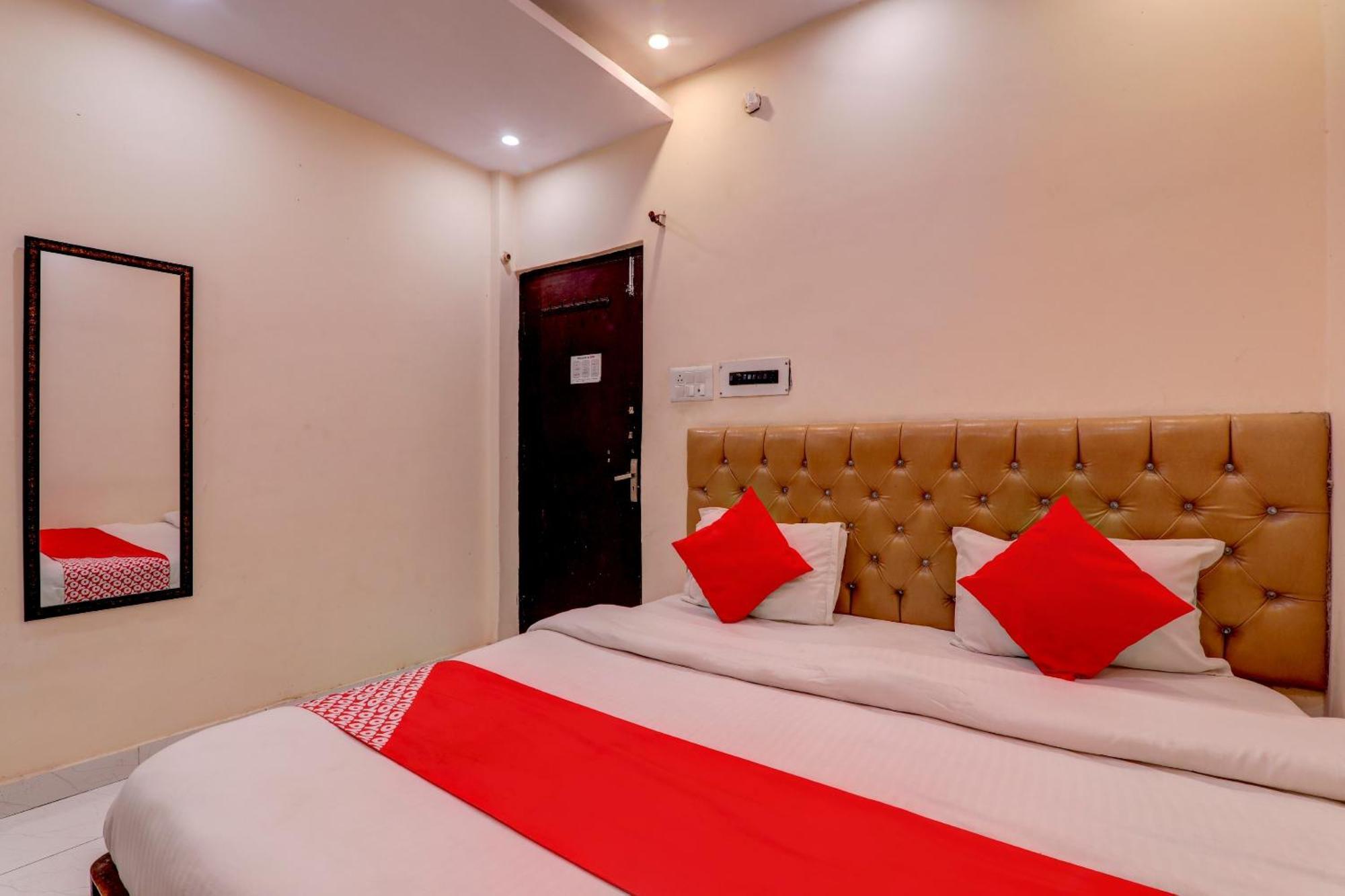 Hotel O Moon Palace Near Sahara Ganj Mall Lucknow Eksteriør billede