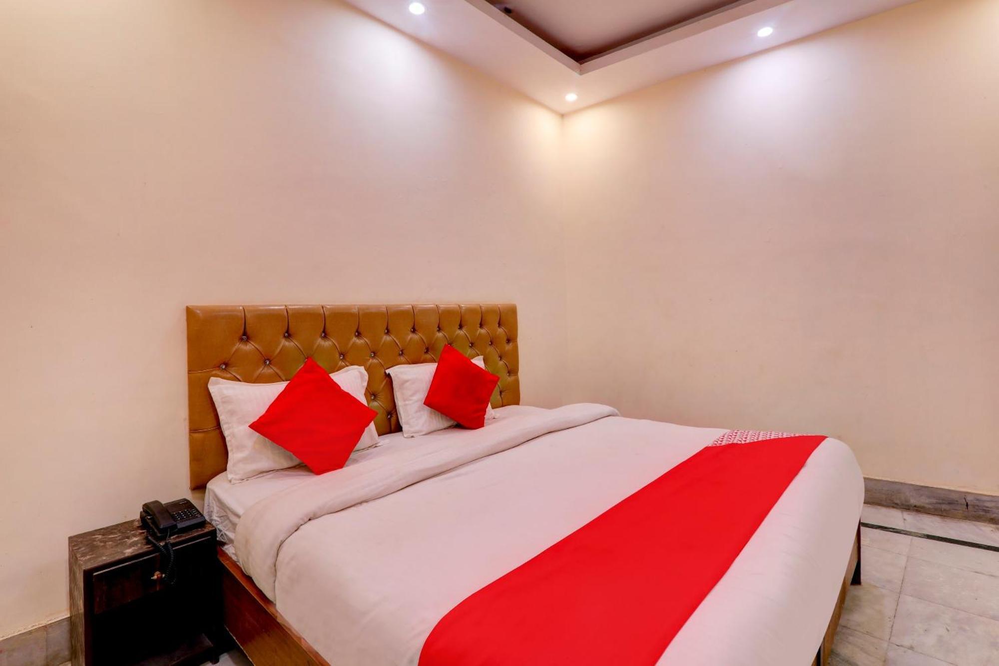 Hotel O Moon Palace Near Sahara Ganj Mall Lucknow Eksteriør billede