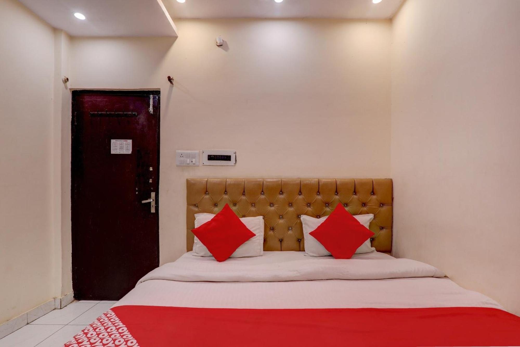 Hotel O Moon Palace Near Sahara Ganj Mall Lucknow Eksteriør billede