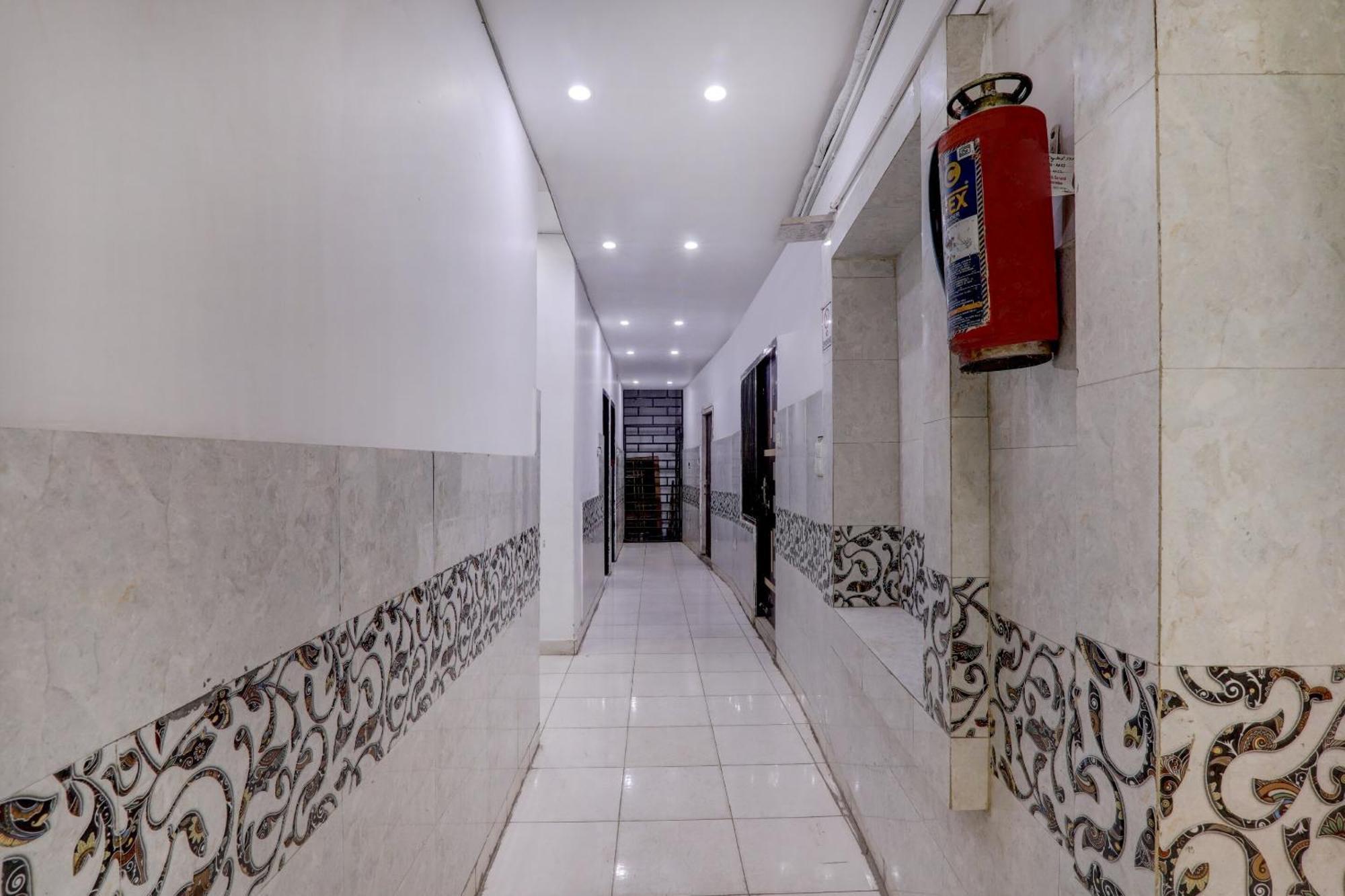 Hotel O Moon Palace Near Sahara Ganj Mall Lucknow Eksteriør billede