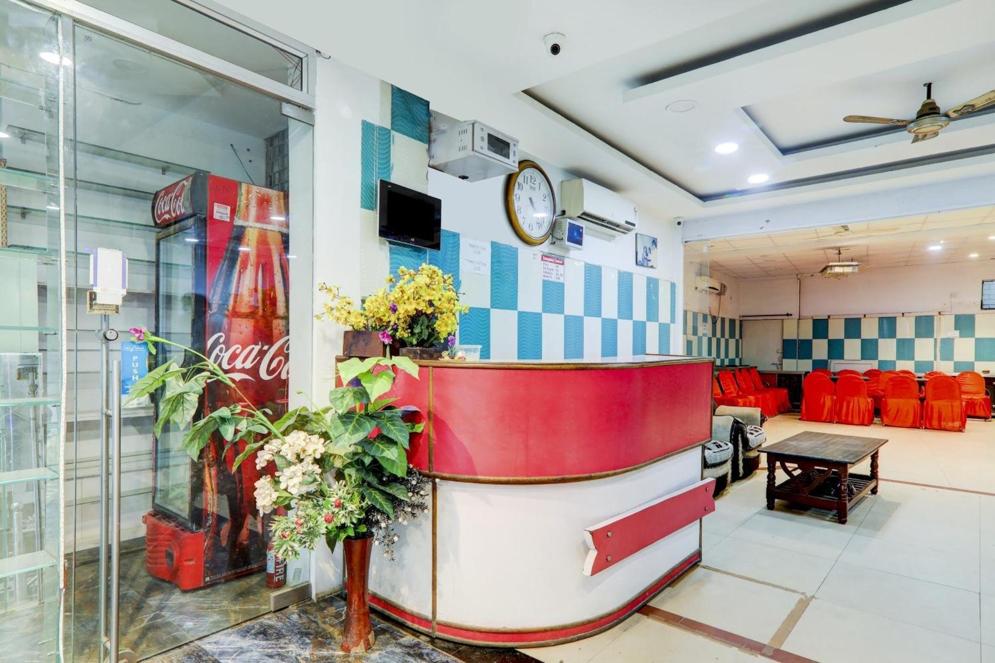 Hotel O Moon Palace Near Sahara Ganj Mall Lucknow Eksteriør billede
