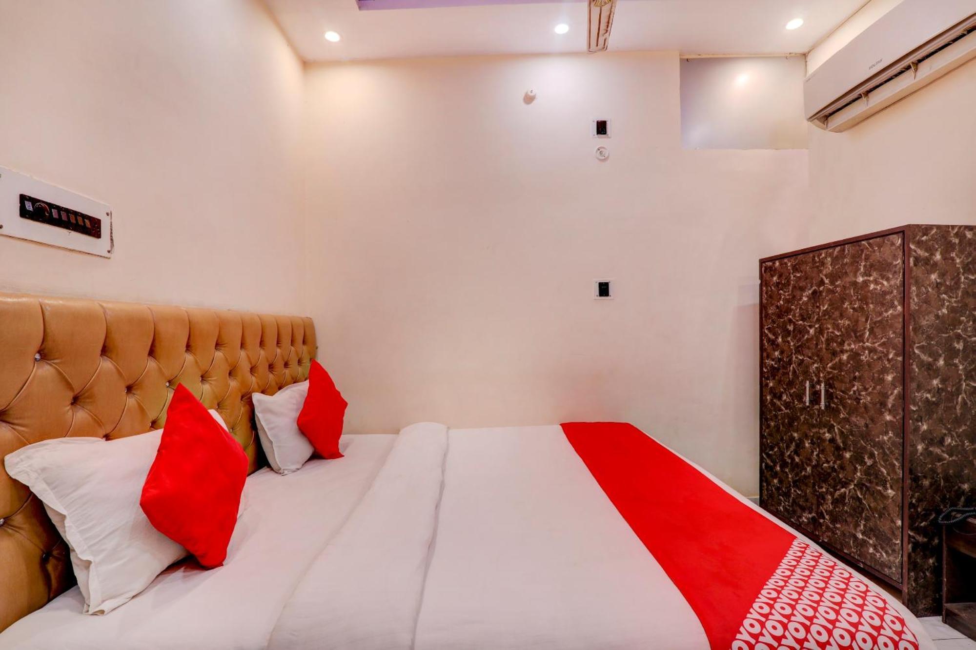 Hotel O Moon Palace Near Sahara Ganj Mall Lucknow Eksteriør billede