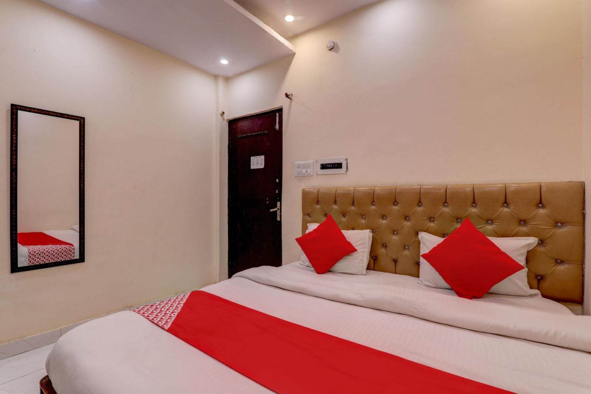Hotel O Moon Palace Near Sahara Ganj Mall Lucknow Eksteriør billede