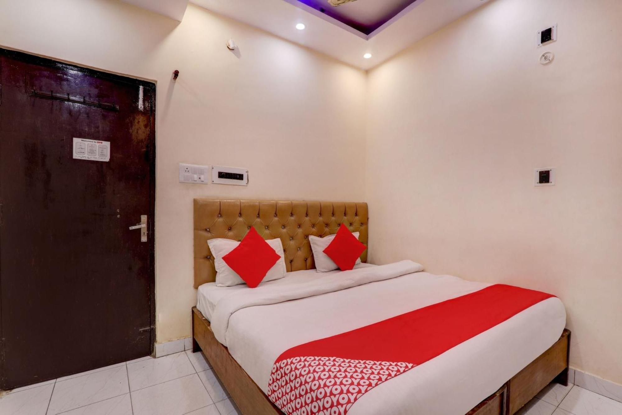 Hotel O Moon Palace Near Sahara Ganj Mall Lucknow Eksteriør billede